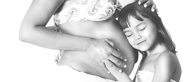 Understanding the Nutritional Needs of Expecting Mothers