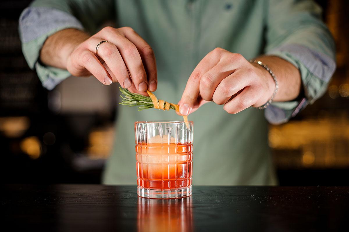 Mixology Made⁤ easy: Tips for Perfectly‌ Crafted​ cocktails at⁤ Home