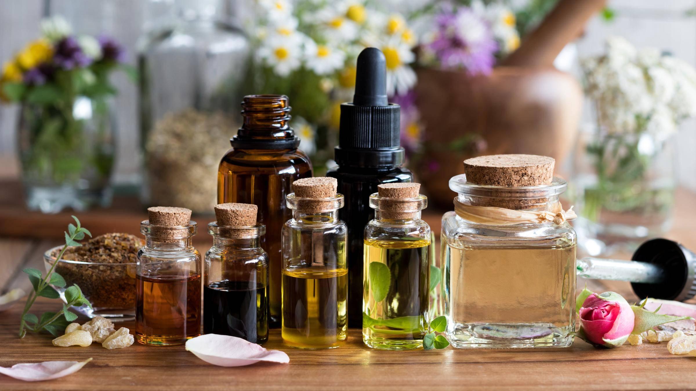 Aromatic Bliss: How Essential Oils‍ Enhance Your CBD⁤ Bath Experience